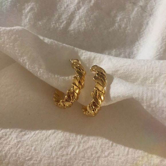 18K Thick Gold Plated Delicate Weaved Rope Earrings - Picture 2 of 10